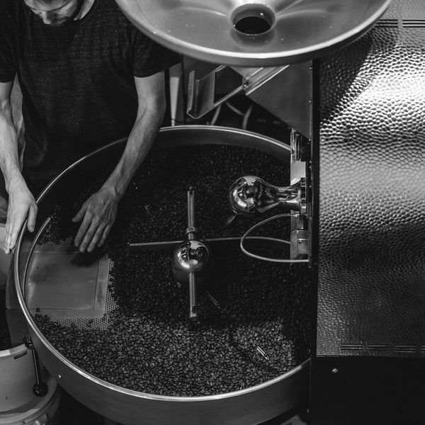 Charlie Gundlach roasting coffee beans